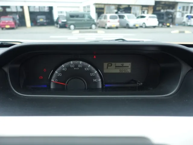 ワゴンR(スズキ)FAディーラー試乗車 18