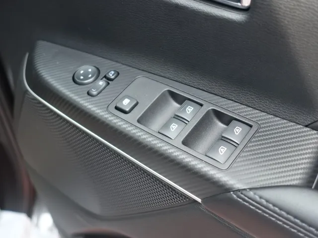 デリカD:5(三菱)G パワーパッケージ 8人 アラビュー登録済未使用車 10