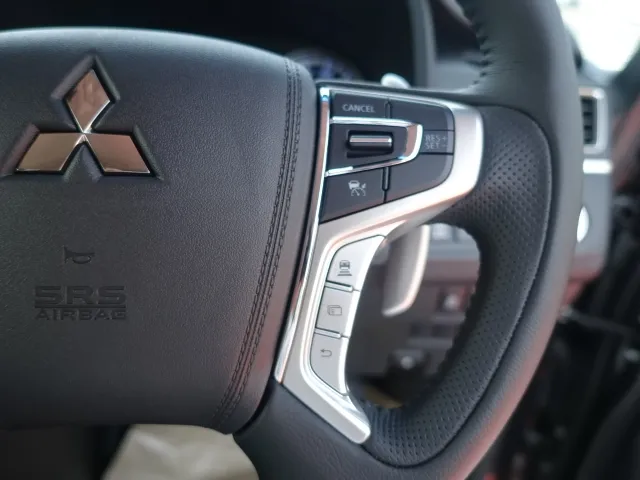 デリカD:5(三菱)G パワーパッケージ 8人 アラビュー登録済未使用車 14