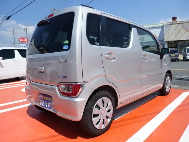 ワゴンR(スズキ)ハイブリッド　ＦXセーフティパッケージ装着車ディーラー試乗車 7