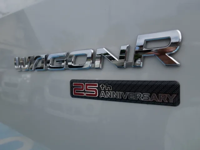ワゴンR(スズキ)ハイブリッドFZリミテッド　25周年記念車　全方位カメラディーラー試乗車 10