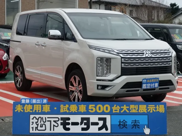 デリカD:5(三菱)Ｐ 7人登録済未使用車 0