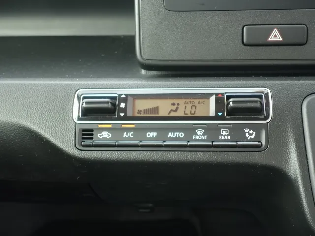 ワゴンR(スズキ)ハイブリッド　FXディーラー試乗車 16