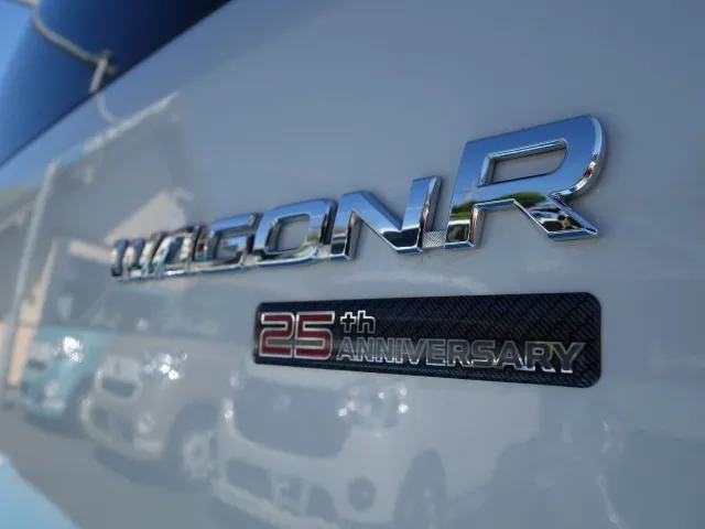 ワゴンR(スズキ)ハイブリッドFZリミテッド 25周年記念車　ディーラー試乗車 14
