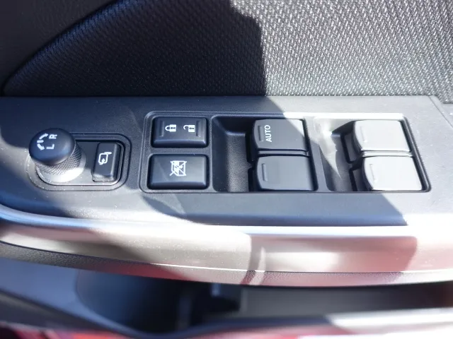 スイフト(スズキ)XRリミテッド アップグレードパックディーラー試乗車 11