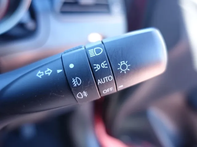 スイフト(スズキ)XRリミテッド アップグレードパックディーラー試乗車 13