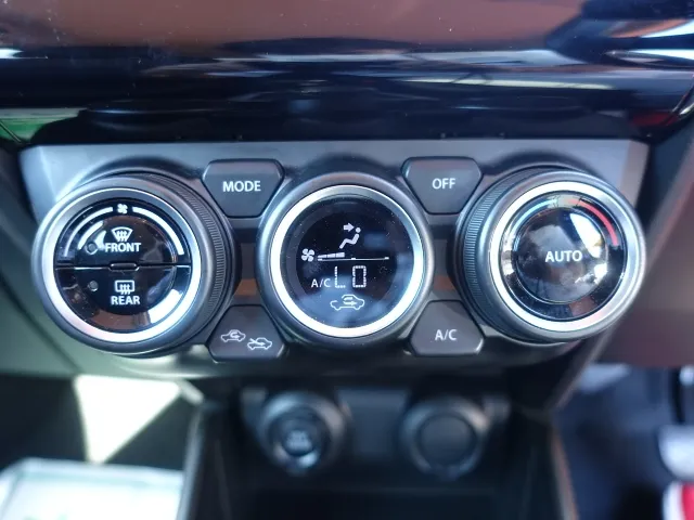 スイフト(スズキ)XRリミテッド アップグレードパックディーラー試乗車 17
