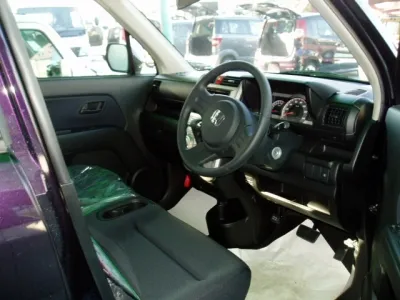 ゼストスパーク(ホンダ)Wタイプ未使用車 3