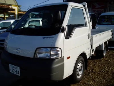 ボンゴトラック(マツダ)DXロング未使用車 1