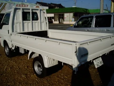 ボンゴトラック(マツダ)DXロング未使用車 2