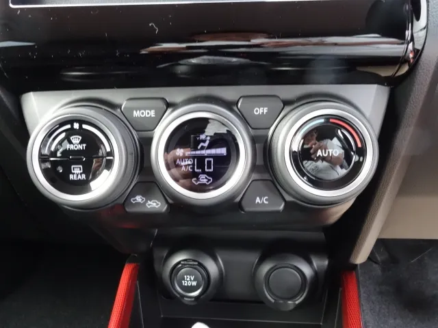 スイフト(スズキ)ベースグレード　セーフティサポート MT登録済未使用車 21