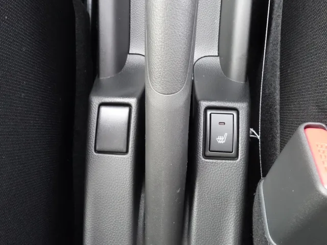 スイフト(スズキ)ベースグレード　セーフティサポート MT登録済未使用車 22