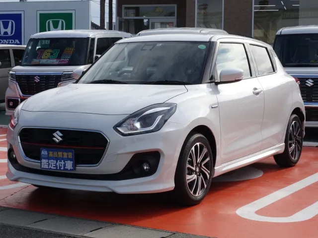 スイフト(スズキ)HYBRID RS　セーフティパッケージ登録済未使用車 1