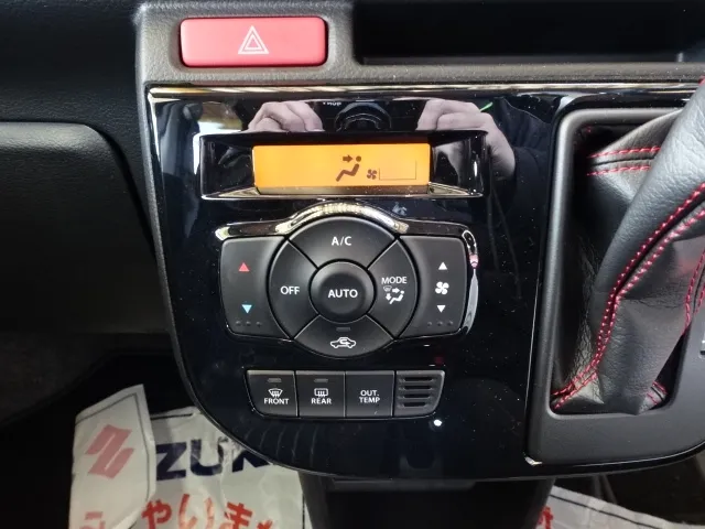 アルト(スズキ)ターボディーラー試乗車 16