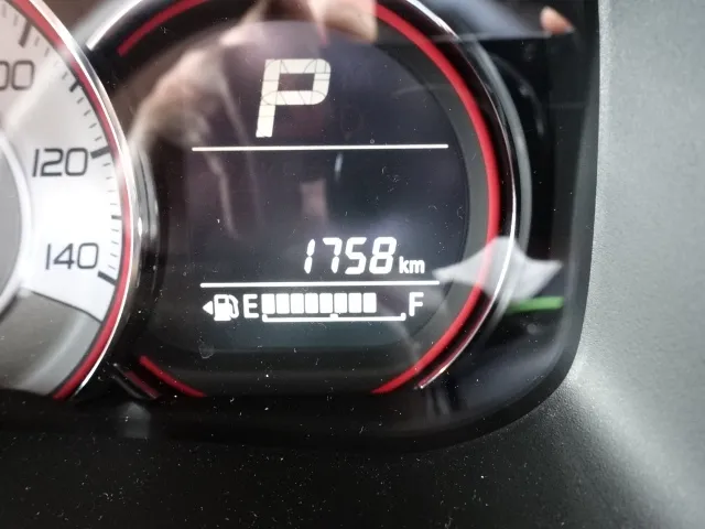 アルト(スズキ)ターボディーラー試乗車 19