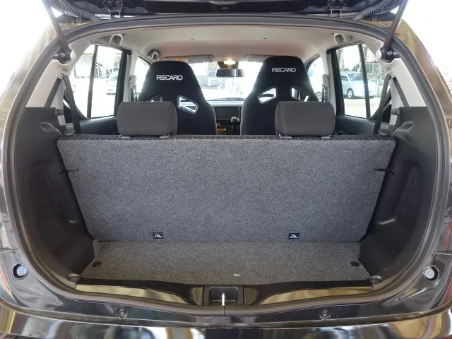 アルト(スズキ)ターボディーラー試乗車 7