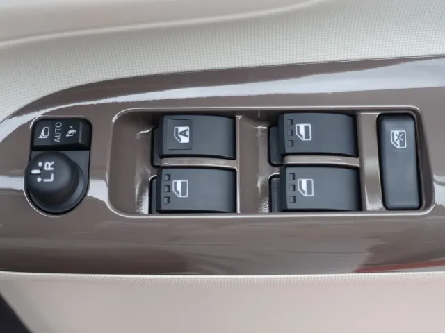 キャンバス(ダイハツ)GメイクアップリミテッドSAⅢ届出済未使用車 12