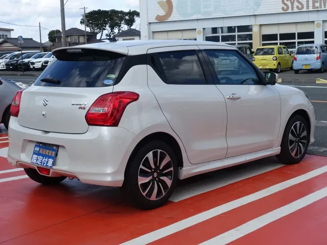 スイフト(スズキ)RS セーフティパッケージ　全方位カメラディ-ラ-試乗車 10