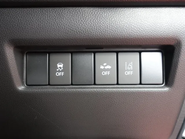 スイフト(スズキ)RS セーフティパッケージ　全方位カメラディ-ラ-試乗車 13