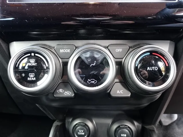 スイフト(スズキ)RS セーフティパッケージ　全方位カメラディ-ラ-試乗車 19