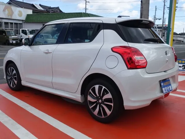 スイフト(スズキ)RS セーフティパッケージ　全方位カメラディ-ラ-試乗車 2