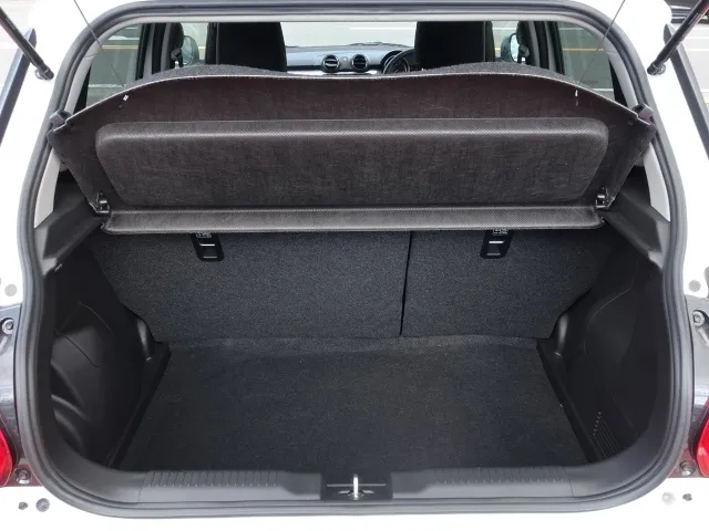 スイフト(スズキ)RS セーフティパッケージ　全方位カメラディ-ラ-試乗車 8