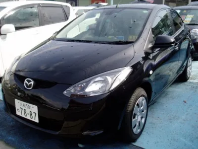 デミオ(マツダ)１３C　D.Cパッケージ未使用車 1
