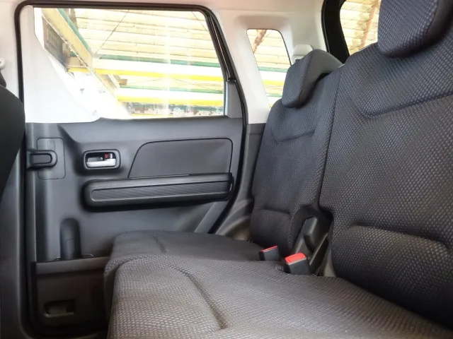 ワゴンR(スズキ)ハイブリッドFZ セーフティーパッケージ装着車ディ-ラ-試乗車 4