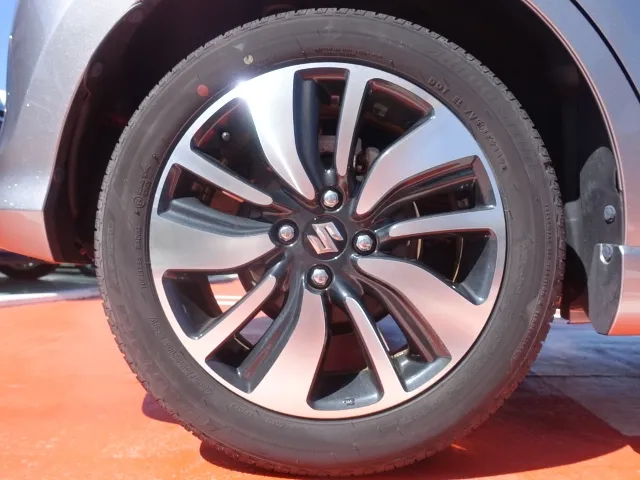 スイフト(スズキ)RSｔセーフティパッケージ中古車 10
