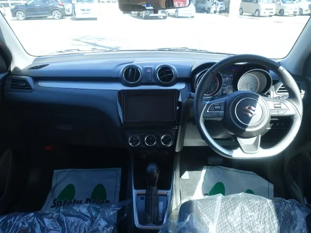 スイフト(スズキ)RSｔセーフティパッケージ中古車 5