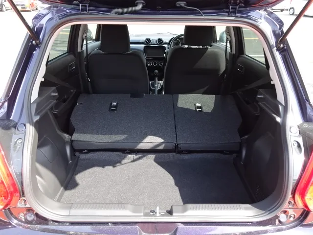 スイフト(スズキ)XGリミテッド　セーフティパッケージレス仕様車ディ-ラ-試乗車 8