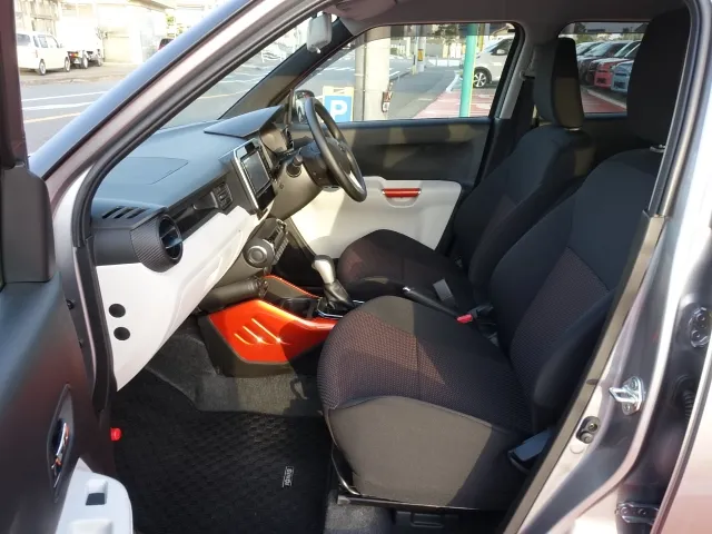イグニス(スズキ)ハイブリッドMX　セーフティサポート非装着車ディ-ラ-試乗車 3