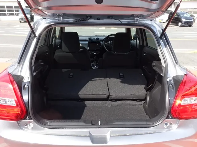 スイフト(スズキ)HYBRID RS セーフティパッケージ　全方位ディ-ラ-試乗車 8