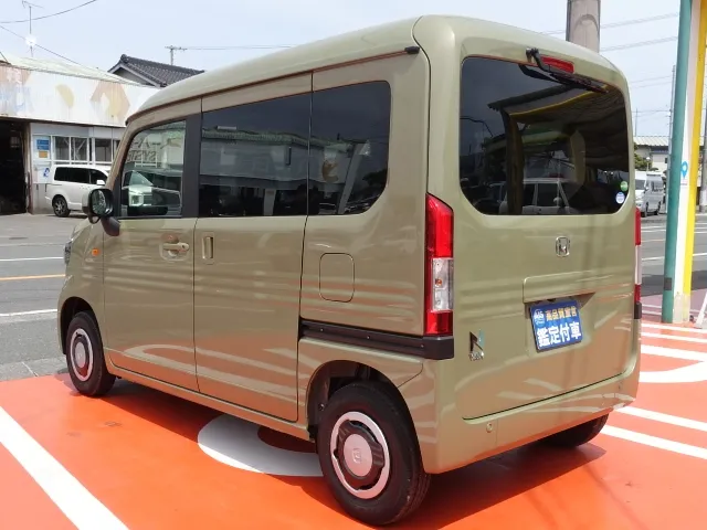 N-VAN(ホンダ)プラススタイルFUNターボ AT届出済未使用車 2