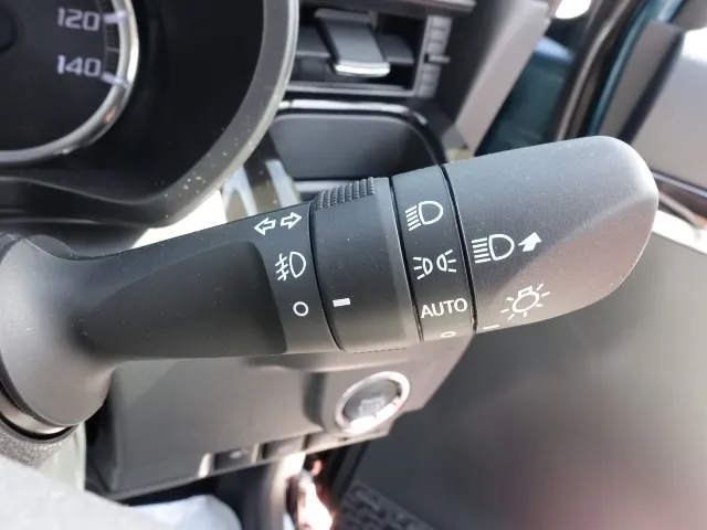 ムーヴ(ダイハツ)RSハイパーリミテッドSAⅢ届出済未使用車 14