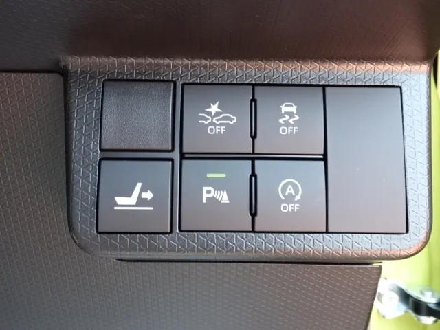 タント(ダイハツ)RSセレクション届出済未使用車 15