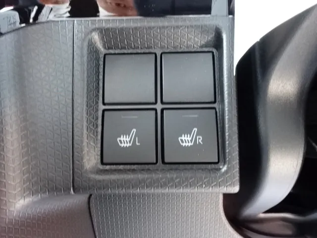 タント(ダイハツ)RSセレクション届出済未使用車 19