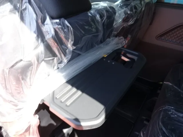 タント(ダイハツ)RSセレクション届出済未使用車 8