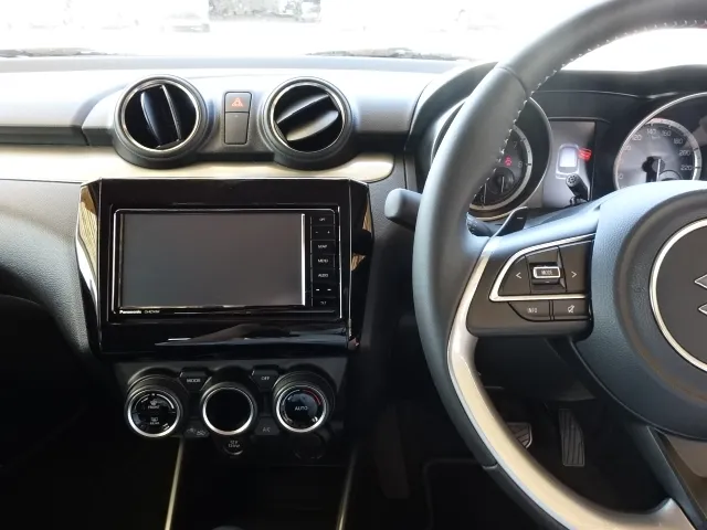 スイフト(スズキ)RSｔセーフティパッケージレンタＵＰ 13