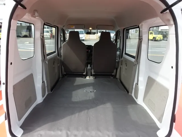 エブリイ(スズキ)PA　5AGSディ-ラ-試乗車 8
