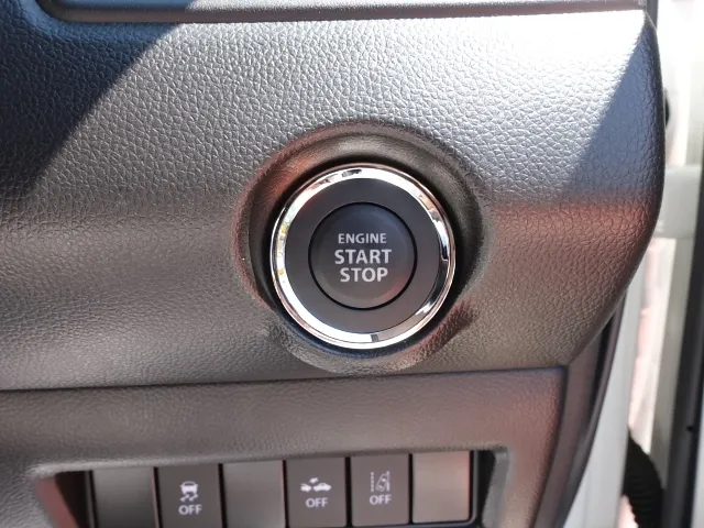 スイフト(スズキ)XRリミテッド アップグレードパック　全方位カメラディ-ラ-試乗車 12