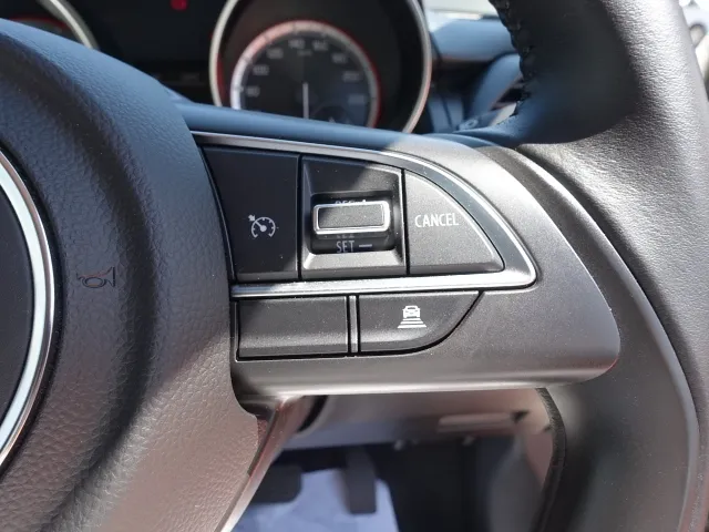 スイフト(スズキ)XRリミテッド アップグレードパック　全方位カメラディ-ラ-試乗車 15
