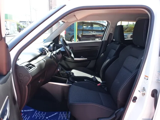 スイフト(スズキ)XRリミテッド アップグレードパック　全方位カメラディ-ラ-試乗車 3