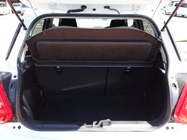 スイフト(スズキ)XRリミテッド アップグレードパック　全方位カメラディ-ラ-試乗車 7