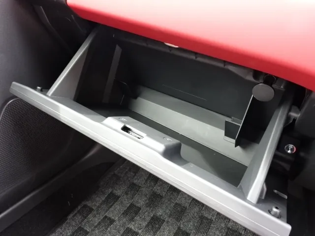 コペン(ダイハツ)エクスプレイ届出済未使用車 24