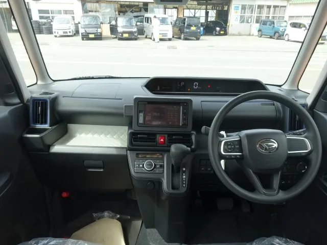 タント(ダイハツ)Ｘ　スマートパノラマパーキング届出済未使用車 5