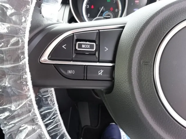 スイフト(スズキ)ハイブリッドSL中古車 14