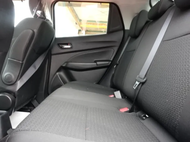 スイフト(スズキ)ハイブリッドSL中古車 4