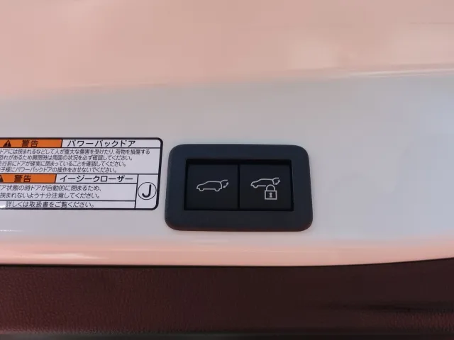 ヤリスクロス(トヨタ)Z登録済未使用車 10