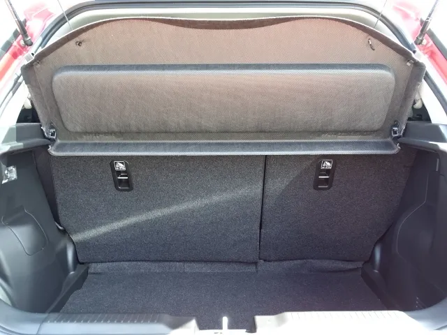 スイフト(スズキ)HYBRID RS セーフティパッケージ　全方位ディーラ-試乗車 8